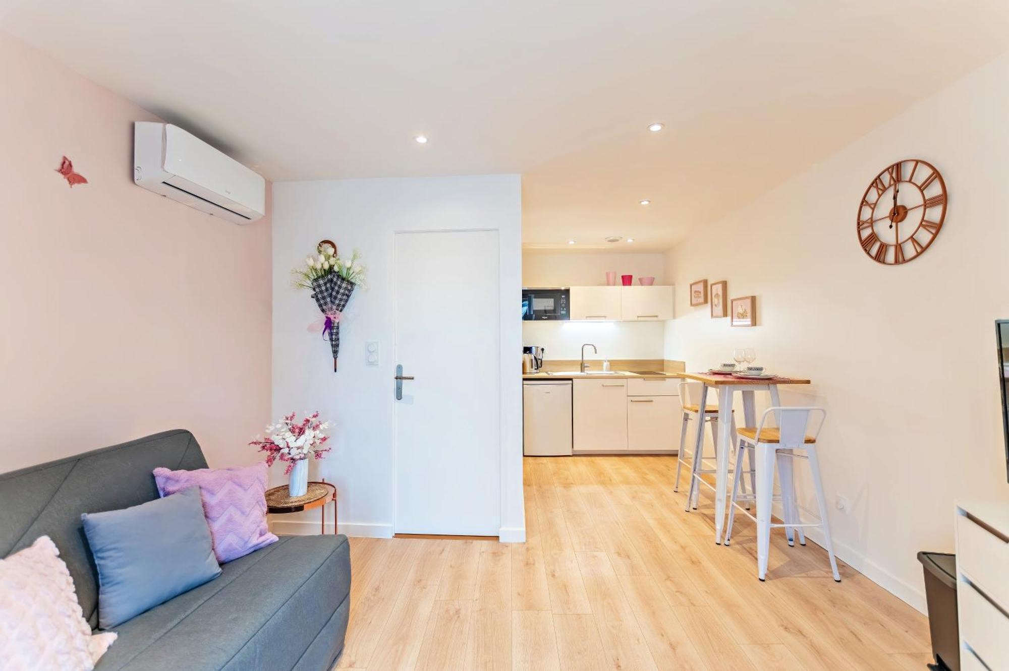 Chez Quentin & Thibaut Appartement Dagneux Buitenkant foto